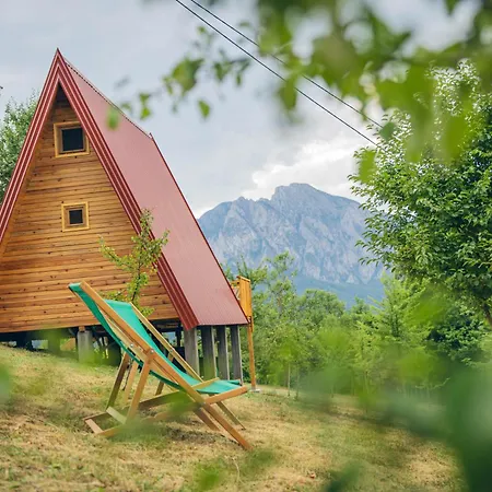 Kamp alanı Camp Nomad Sutjeska